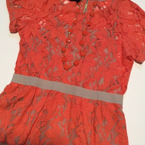 Beautiful orange peplum top size M - Picture 3 of 9